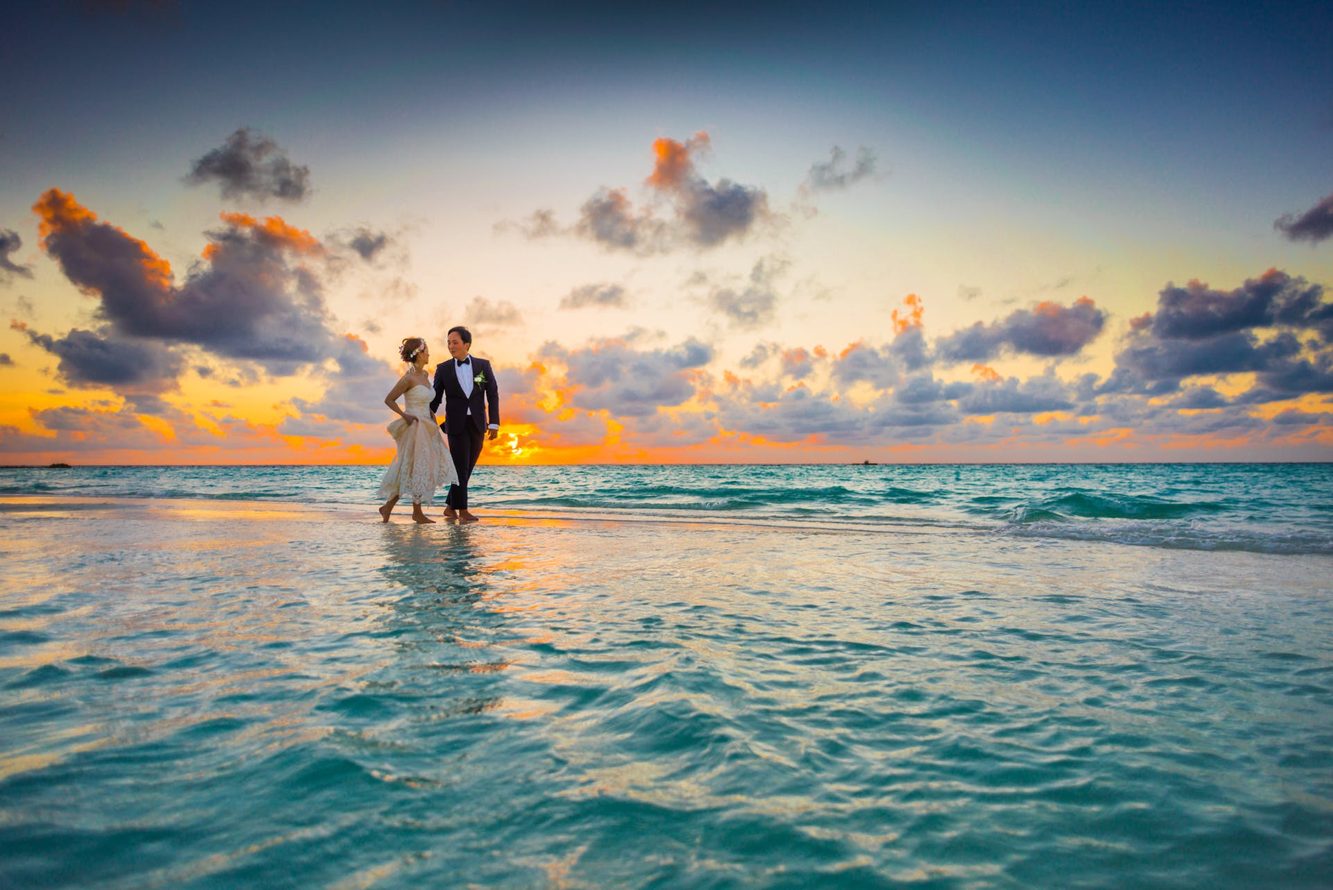 #Bride and Groom Embrace #outdoor shooting #wedding photoshoot